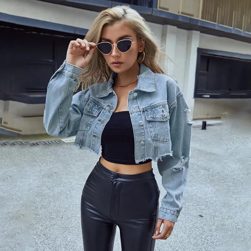 Kurze Denimjacke Damen – Cropped Jeansjacke mit Fransen & Umlegekragen